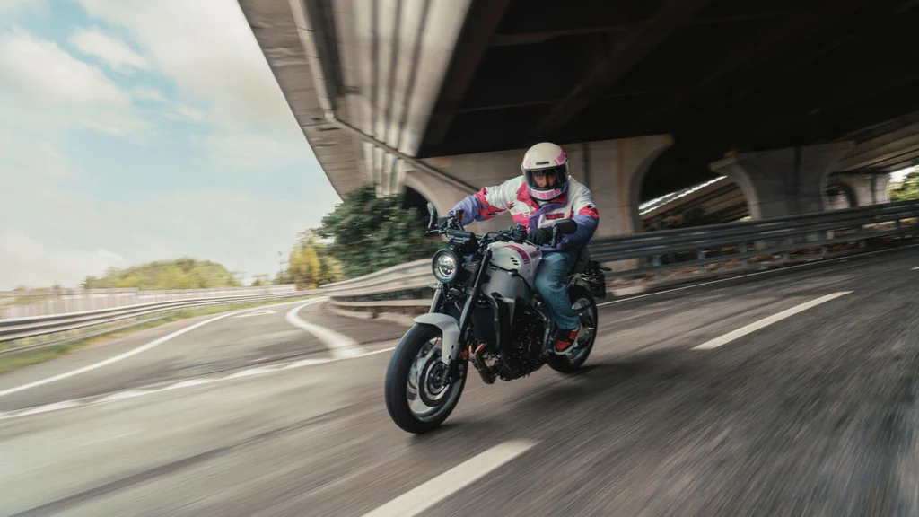 La XSR900 2027 2 xsr 900 image2 1024